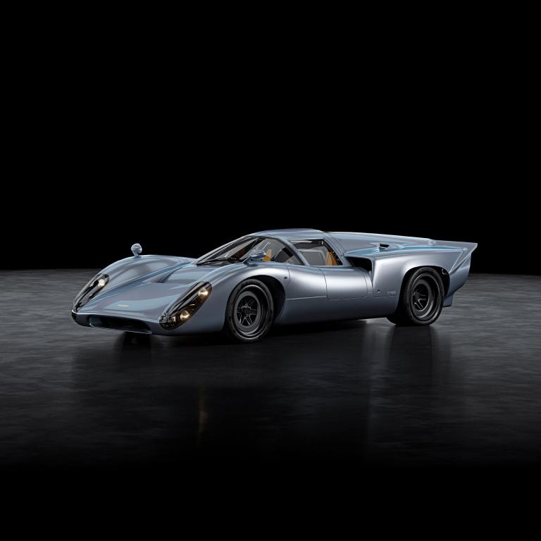 Lola T70